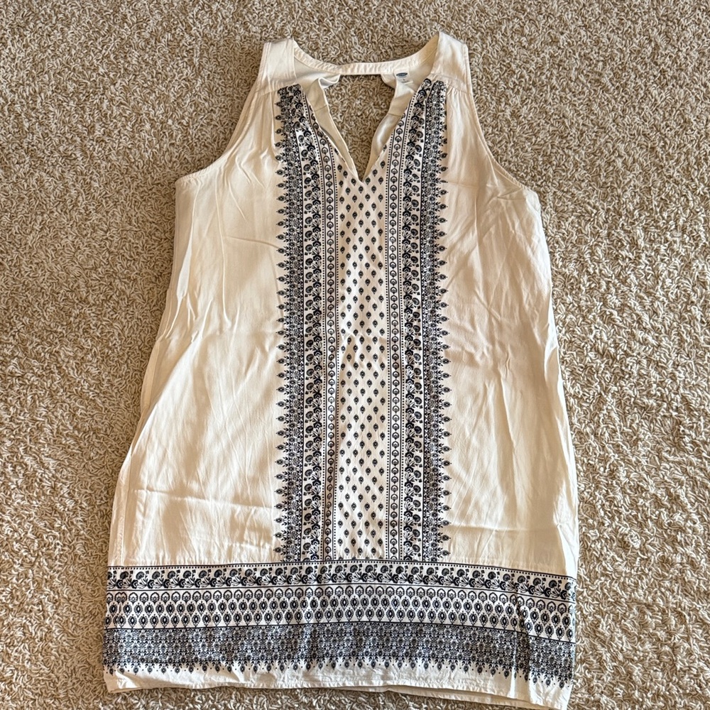 Old Navy Cream and Black Patterned Tunic Dress
